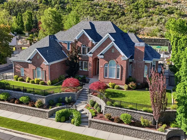 714 E Draper Heights Way, Draper, UT 84020