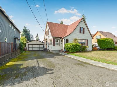 7024 S Park Avenue, Tacoma, WA, 98408