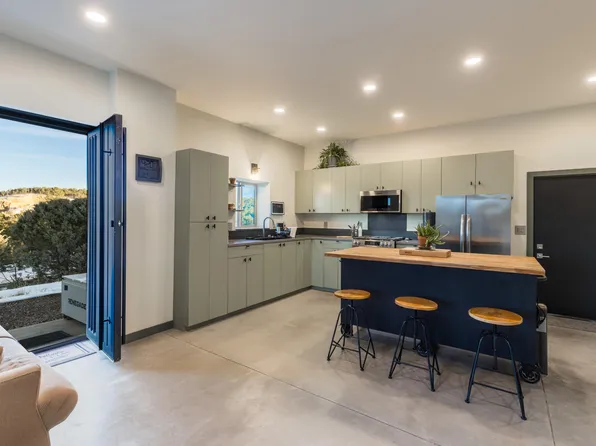 47 Camino Circular, Tijeras, NM 87059