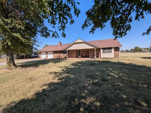 16775 SW 29th St, El Reno, OK 73036