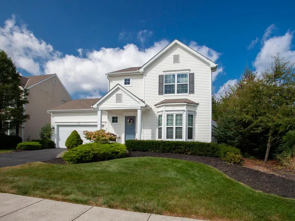 841 Bent Oak Dr, Blacklick, OH 43004