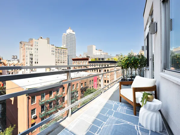 123 Baxter Street image 11 of 13