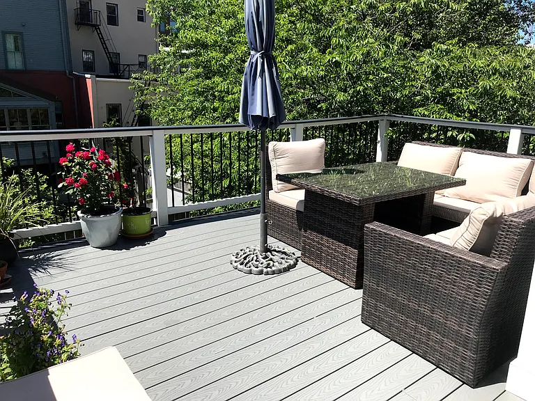 201-5 York St #2 — Photo 1