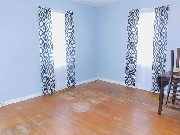 4th image of 3228 Brouse Ave