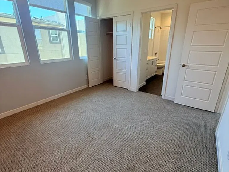 2344 Element Way — Photo 15