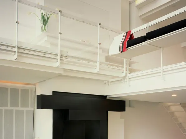 23 Beekman Place image 15 of 25