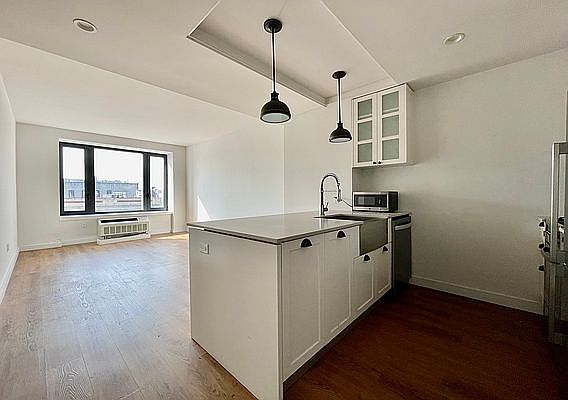 1st image of 409 Eastern Pkwy #413A