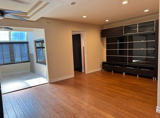 16972 Pacific Coast Hwy Unit 104, Huntington Beach, CA 92649