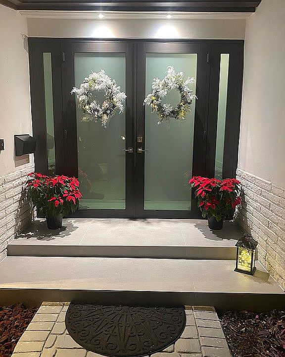 1st image of 333 Fluvia Ave