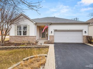 2660 Chesire Ct, Dundee, IL 60118