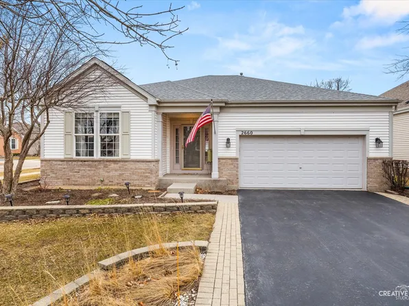 2660 Chesire Ct, Dundee, IL 60118