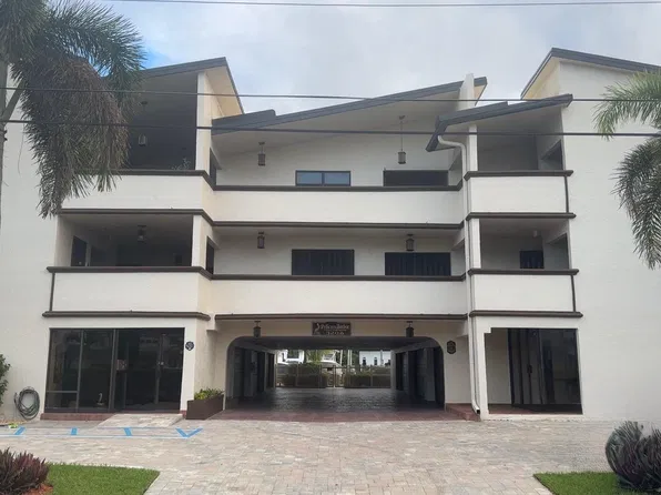 3208 SE 12th Street, Pompano Beach, FL 33062