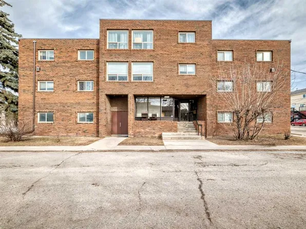 319 E 2nd Ave #303, Strathmore, AB T1P 1T7