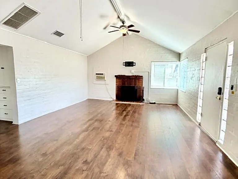 445 1/2 E Puente St — Photo 2