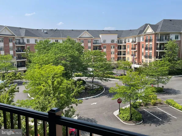 413 Carson Ter, Huntingdon Valley, PA 19006