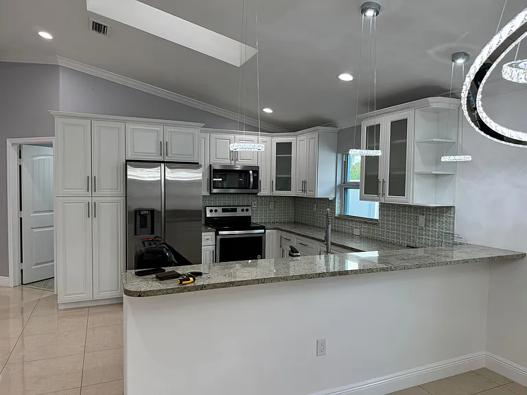 152 Swain Blvd — Photo 21