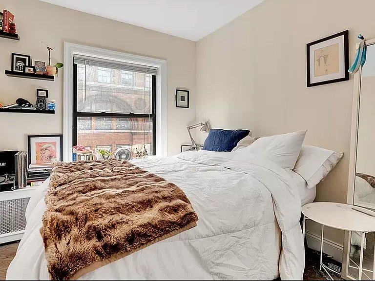 153 E 26th St #2A — Photo 3
