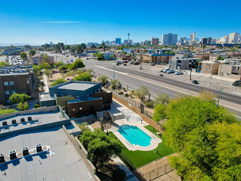 Maryland Villas Apartments — Photo 6