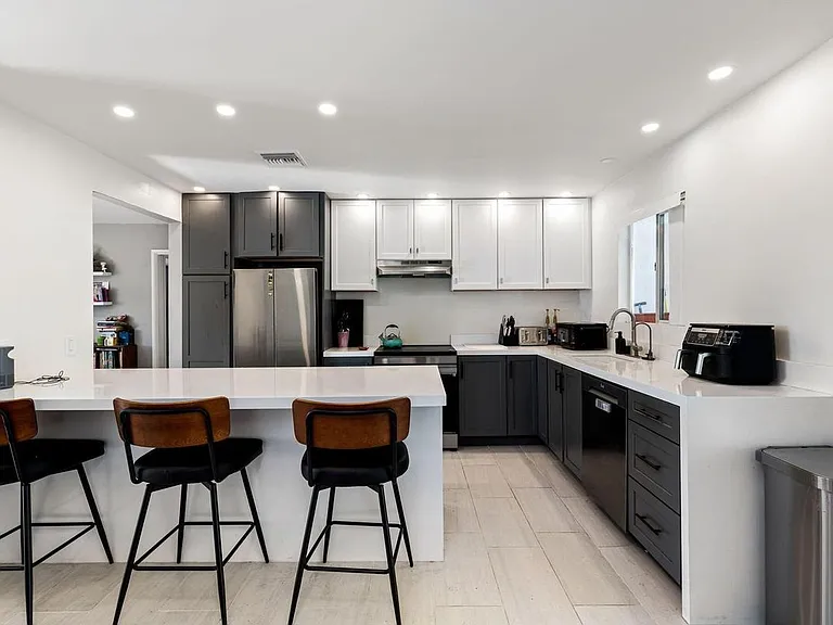 66970 Desert View Ave — Photo 9
