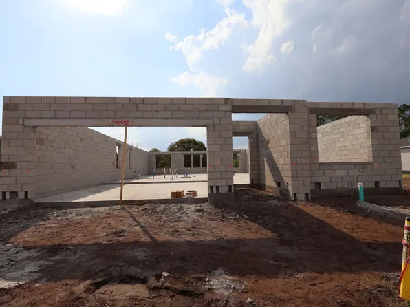 1302 Hyde St, Saint Cloud, FL 34771