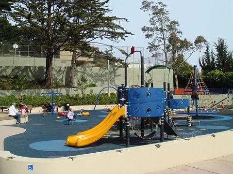 919 Teresita Blvd — Photo 35