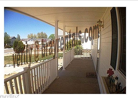 742 Dover St. porch