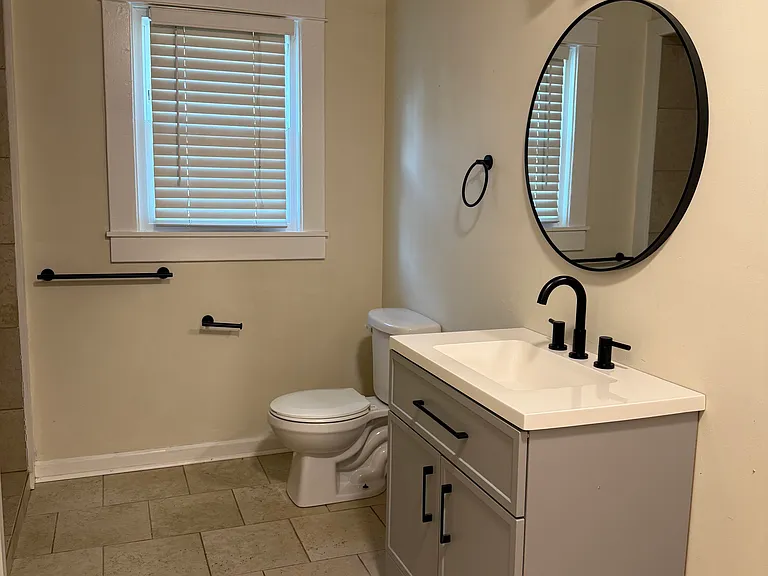 711 Idlewild Dr — Photo 8