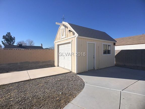 2nd image of 4025 Madrone Dr