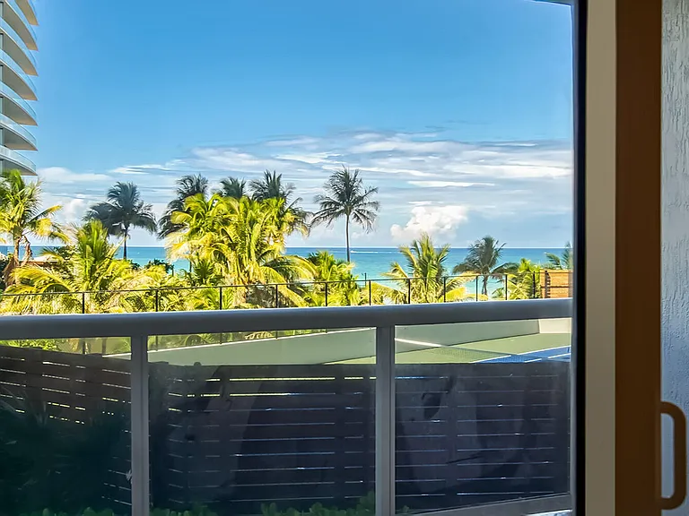 18911 Collins Ave #506 — Photo 51