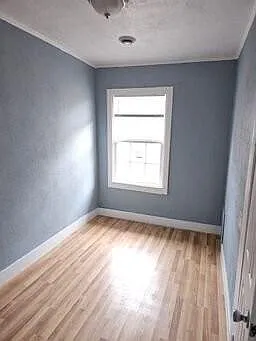 2411 W Grand St — Photo 4