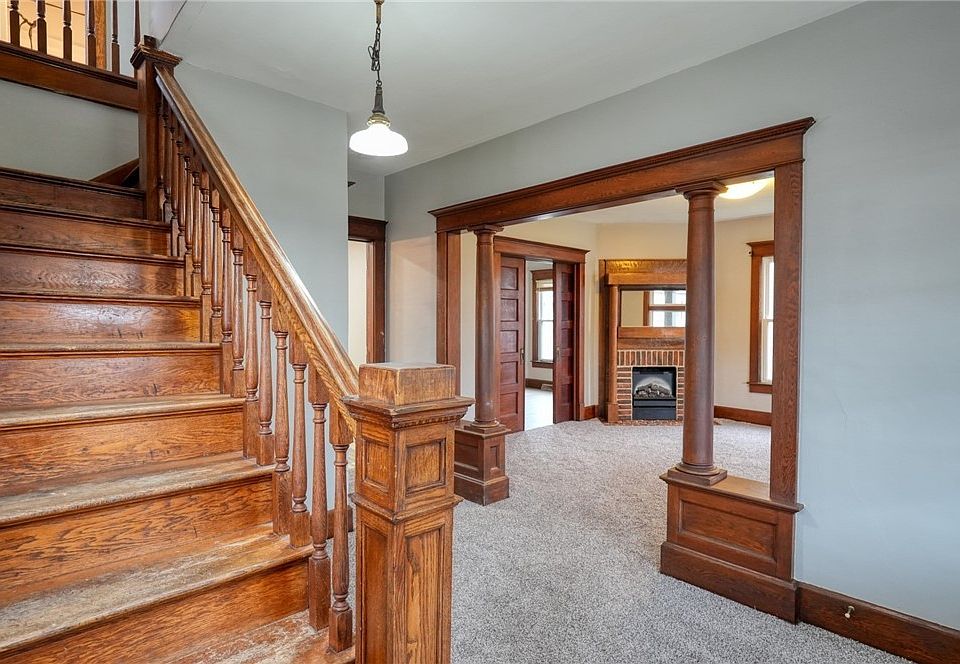 718 Clark St, Cambridge, OH 43725 Zillow