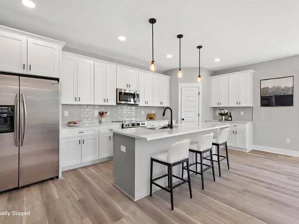 4401 Fairhaven Dr W, Wilson, NC 27893
