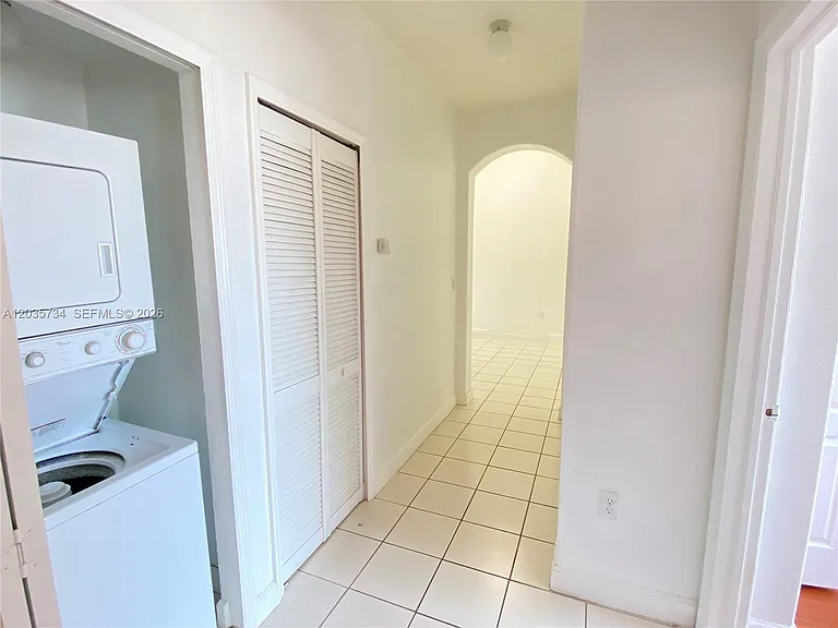 1658 SE 28th Ct #201 — Photo 13