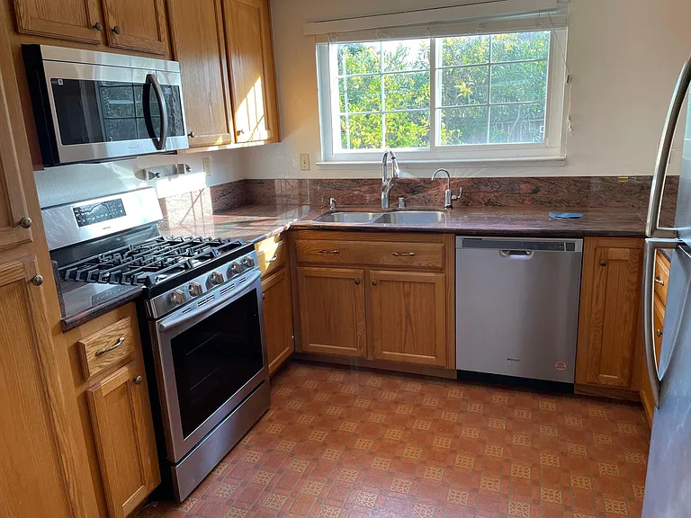 33999 Shylock Dr — Photo 6
