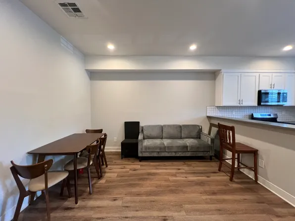 2015 Raymond Ave #1/4, Los Angeles, CA 90007