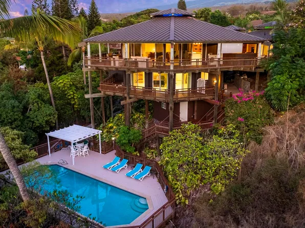 904 Kupulau Dr, Kihei, HI 96753