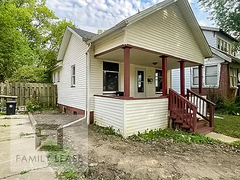2 bed, 855 sqft, $995 — Photo 2
