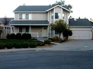 952 Vernie Ct, Cupertino, CA 95014