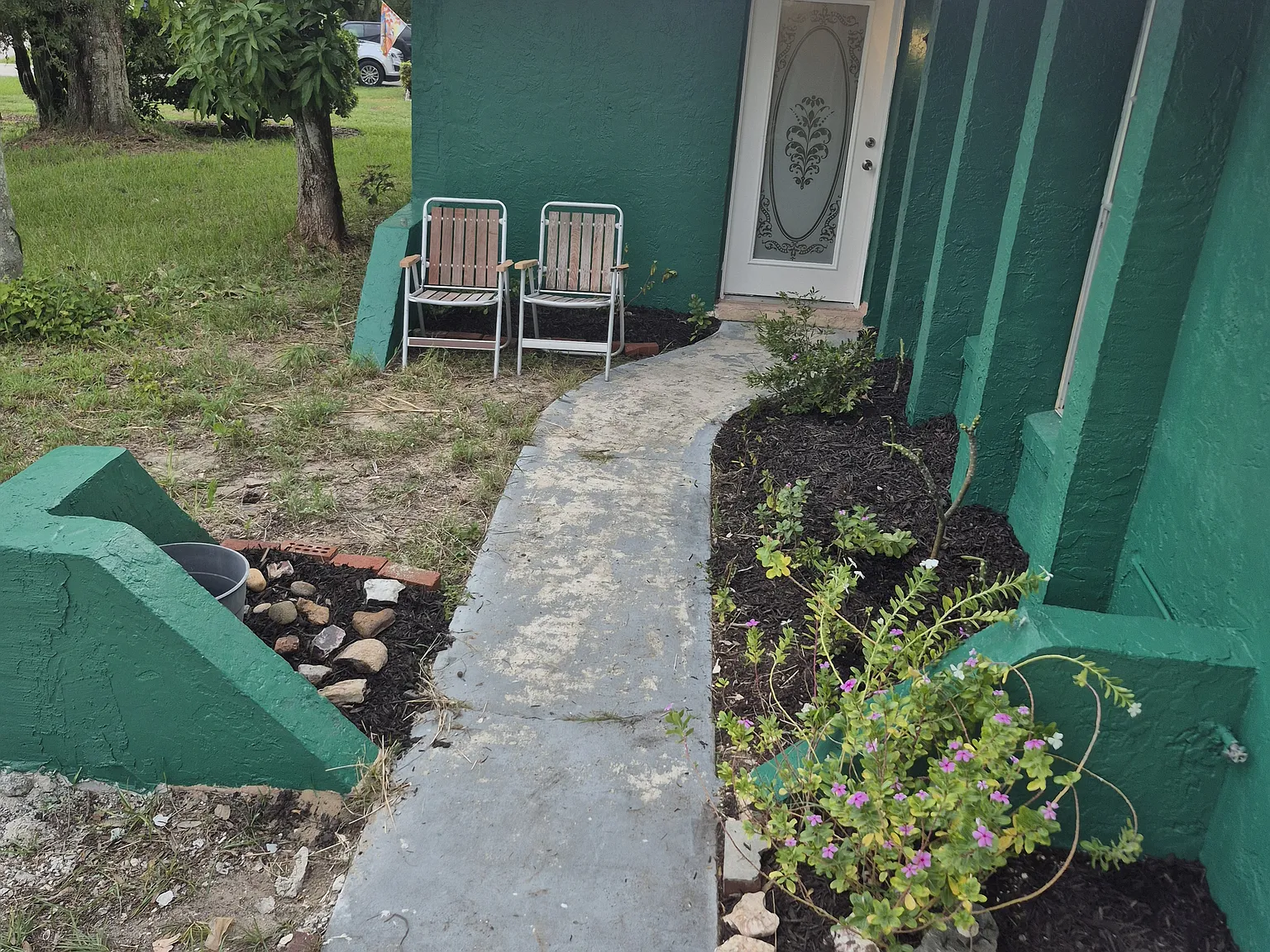 2 bed, 1398 sqft, $1,600 — Photo 3
