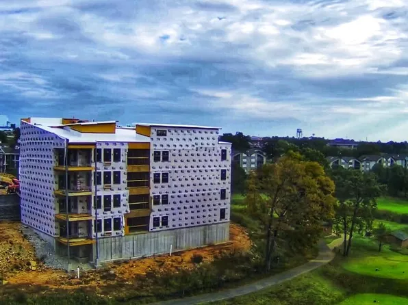 2820 Green Mountain Drive Unit #108, Branson, MO 65616