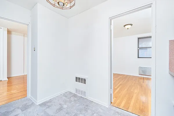 Sold by Compass | media 23