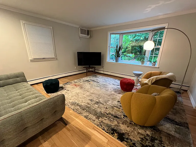 17 Arnold St — Photo 3