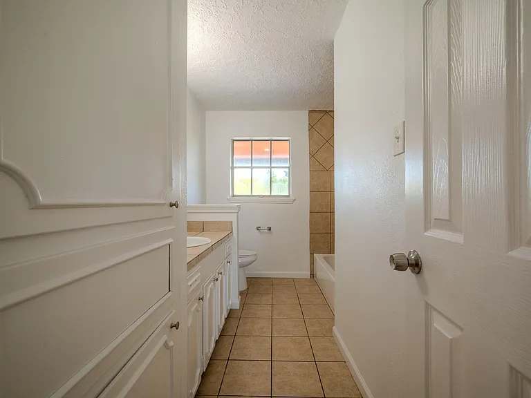 1102 Crosby Dayton Rd — Photo 36