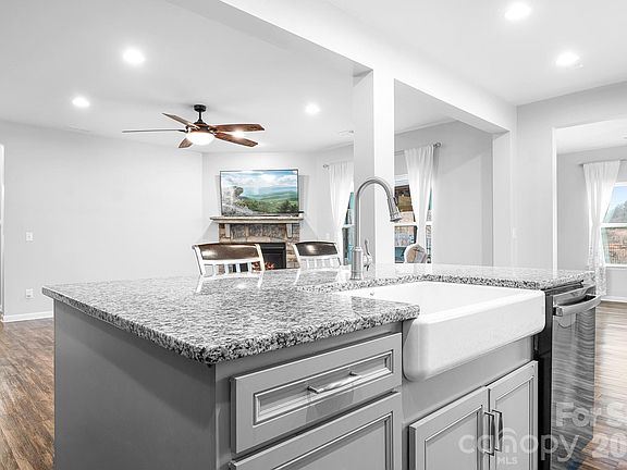 4th image of 6308 Durango Way