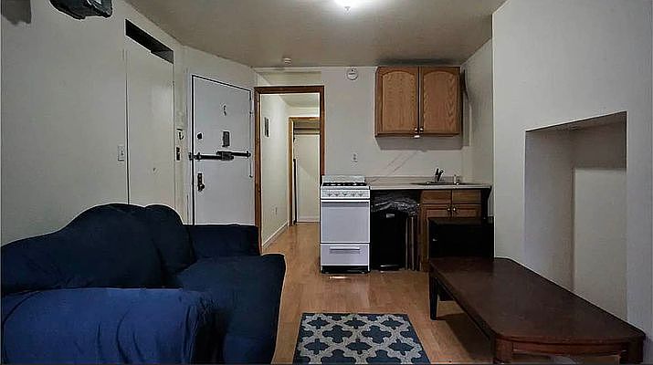 1st image of 21 Essex St APT 4