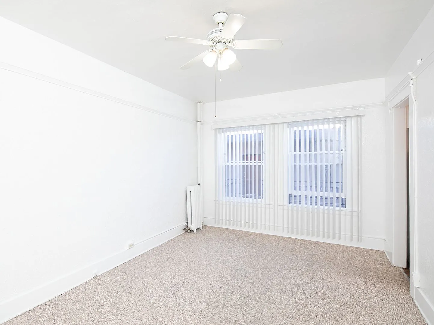 Windsor Apartments — Photo 3