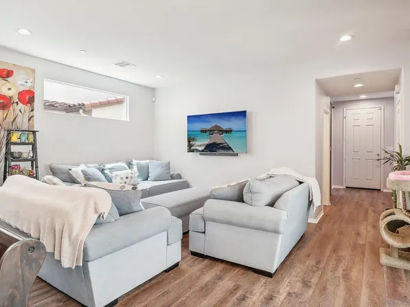 1725 Tuckers Grove Ave, Chula Vista, CA 91913