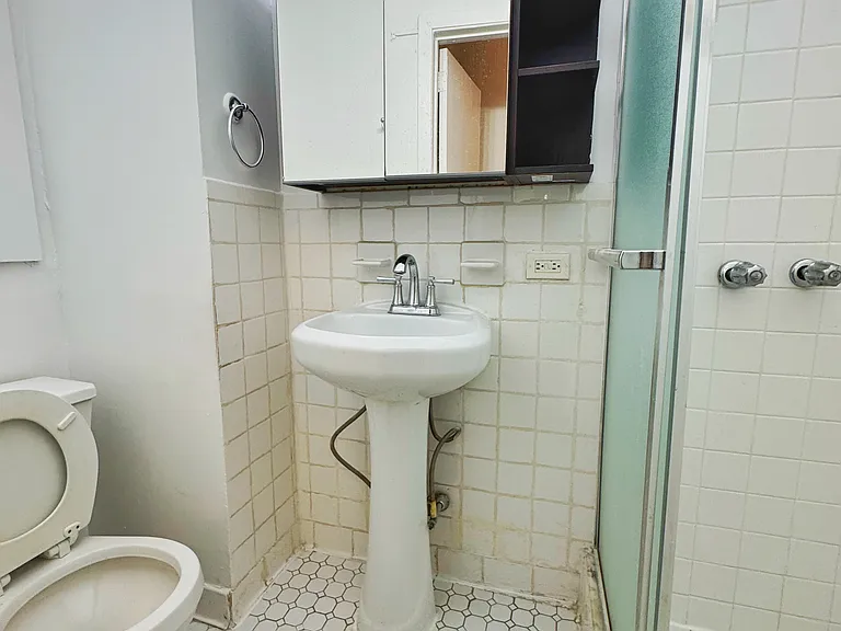158 1st Ave #7 — Photo 7