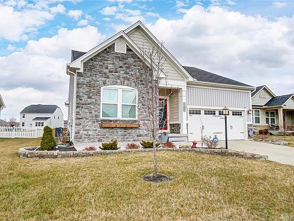 3rd image of 1194 Scarlet Oak Dr