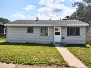17 N 4th St, Lanse, MI 49946